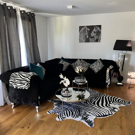 Cologne City Apartment Kostenlose Parkplatz Free Parking מראה חיצוני תמונה